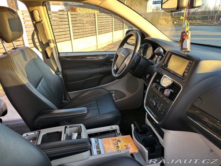 Chrysler Town & Country 3,6 V6, LPG, r.v. 2013, 2013