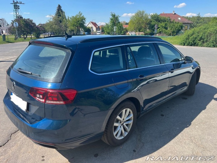 Volkswagen Passat 2,0 B8 TDI DSG MY22 CAM 1800