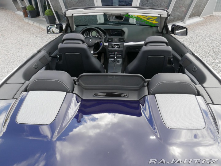 Mercedes-Benz E E 250 CGI Cabrio AMG Auto 2011