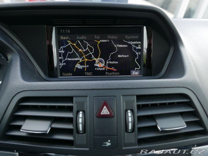 Mercedes-Benz E E 250 CGI Cabrio AMG Auto 2011