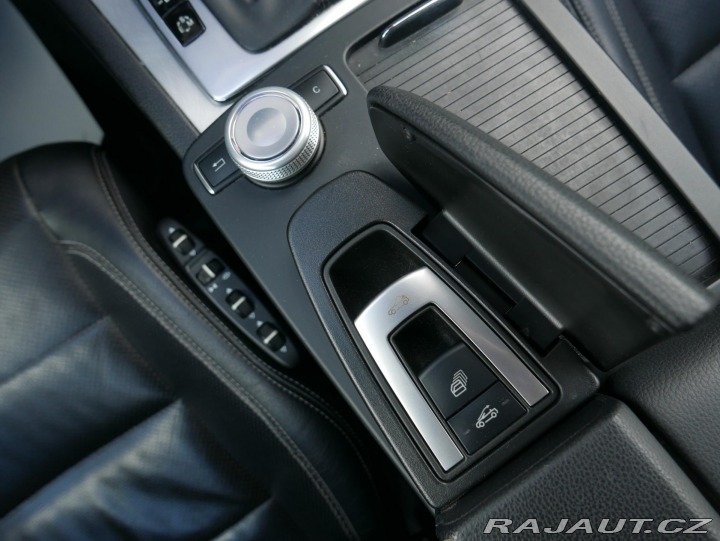 Mercedes-Benz E E 250 CGI Cabrio AMG Auto 2011