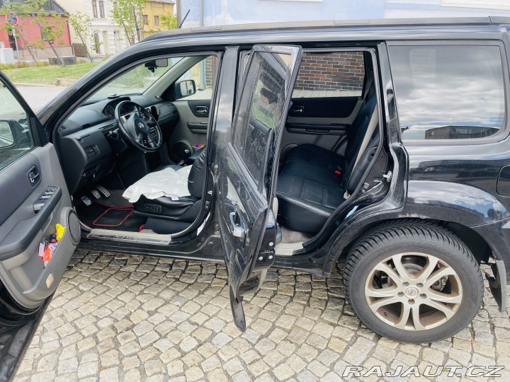 Nissan X-Trail T30 2005
