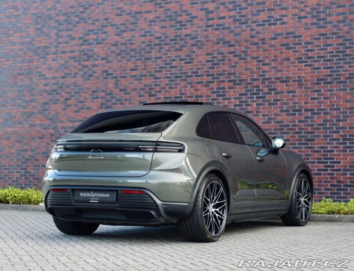 Porsche Macan Electric 4 *Pasažier.Dis 2024