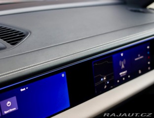 Porsche Macan Electric 4 *Pasažier.Dis 2024