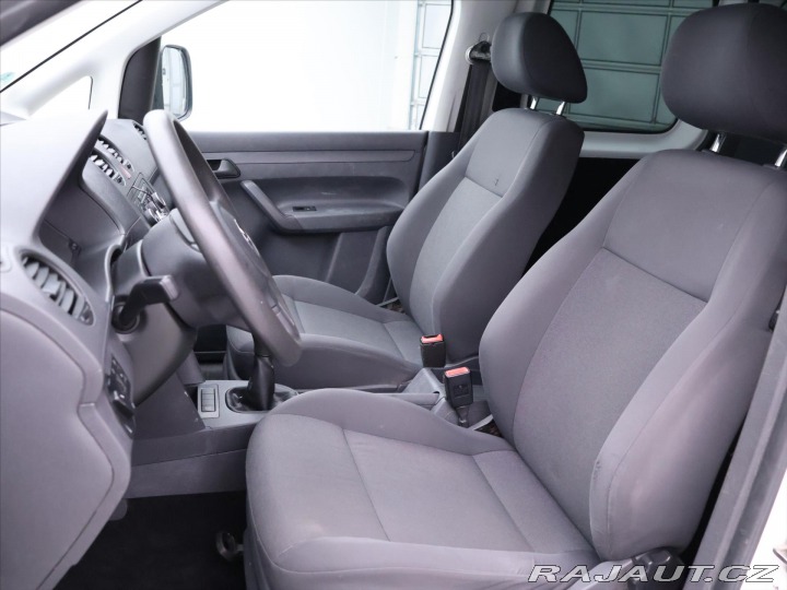 Volkswagen Caddy 1,6 TDI 75KW MAXI Klima T 2014