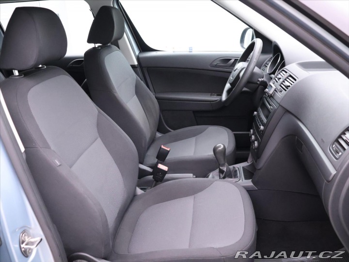 Škoda Yeti 2,0 TDI Klima CZ Serv.Kni 2010