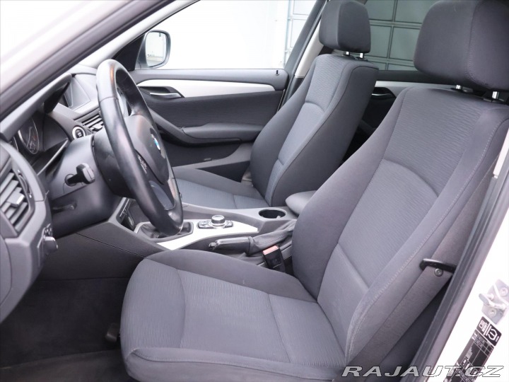 BMW X1 2,0 18i Sdrive Navi Xenon 2011