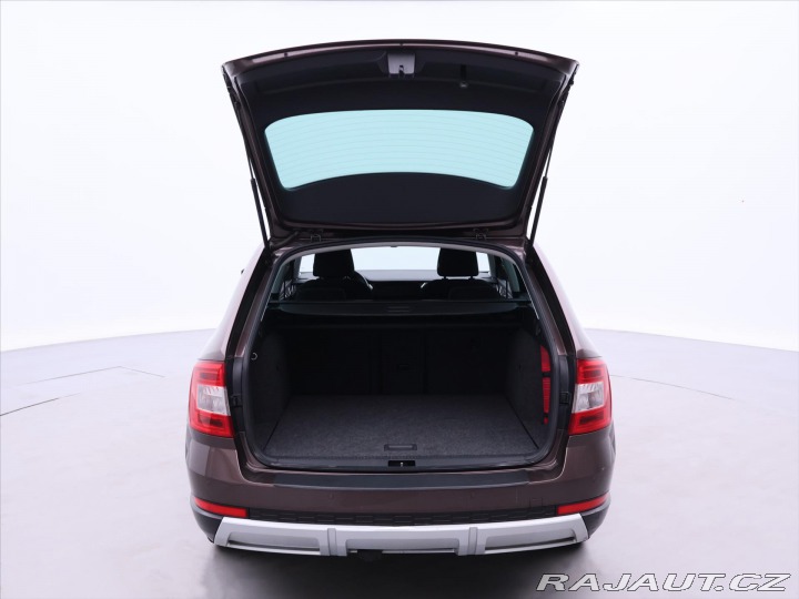 Škoda Octavia 2,0 TDI 135kW Scout DSG 4 2014