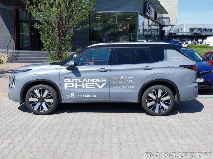 Mitsubishi Outlander 2.4 PHEV MY25 INSTYLE+ 2025
