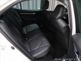 Toyota Camry 2,5 i HYBRID ČR 1 MAJITEL 2019