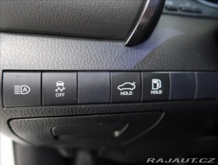 Toyota Camry 2,5 i HYBRID ČR 1 MAJITEL 2019