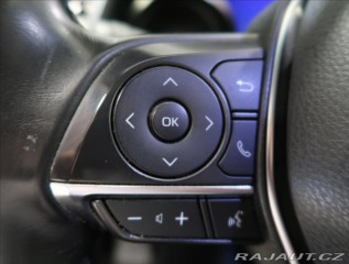 Toyota Camry 2,5 i HYBRID ČR 1 MAJITEL 2019