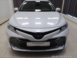 Toyota Camry 2,5 i HYBRID ČR 1 MAJITEL 2019