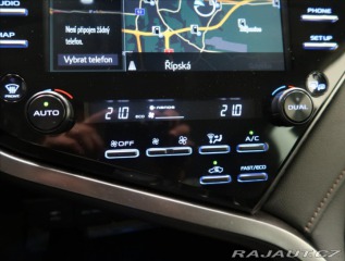 Toyota Camry 2,5 i HYBRID ČR 1 MAJITEL 2019