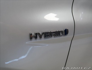 Toyota Camry 2,5 i HYBRID ČR 1 MAJITEL 2019