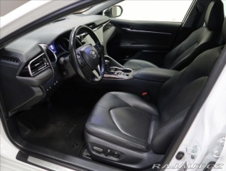 Toyota Camry 2,5 i HYBRID ČR 1 MAJITEL 2019