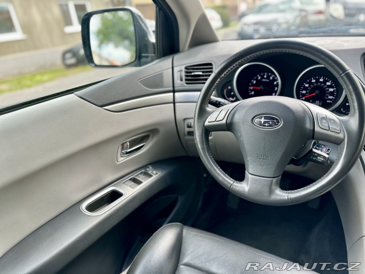 Subaru Tribeca LIMITED 3.6R 2013