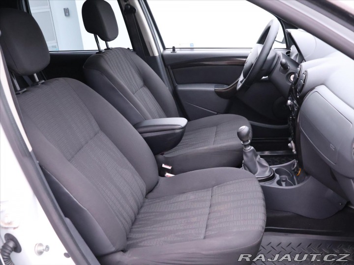Dacia Duster 1,6 i 4x4 CZ Klima Tažné 2011