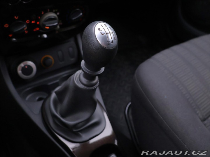 Dacia Duster 1,6 i 4x4 CZ Klima Tažné 2011