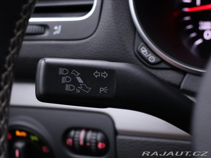 Volkswagen Golf 1,6 TDI Match Navi Kůže T 2012