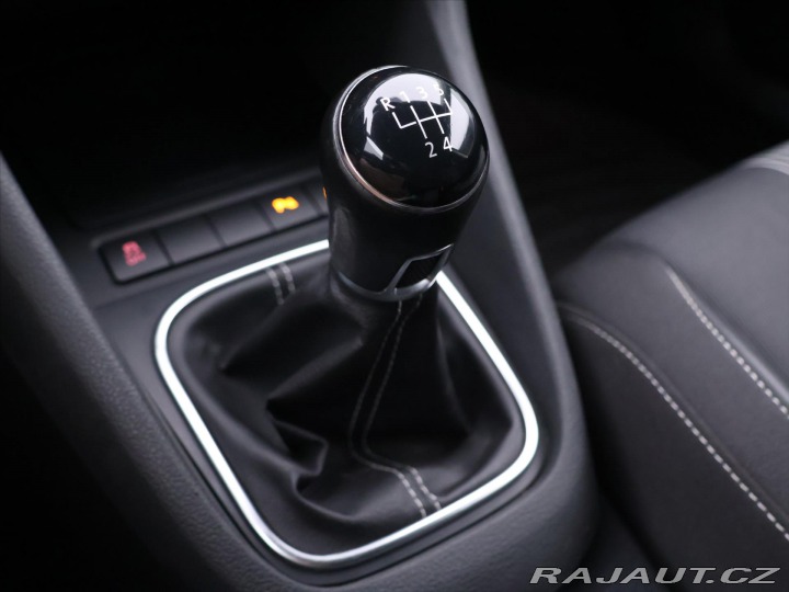 Volkswagen Golf 1,6 TDI Match Navi Kůže T 2012