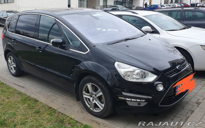 Ford S-MAX Titanium 2012