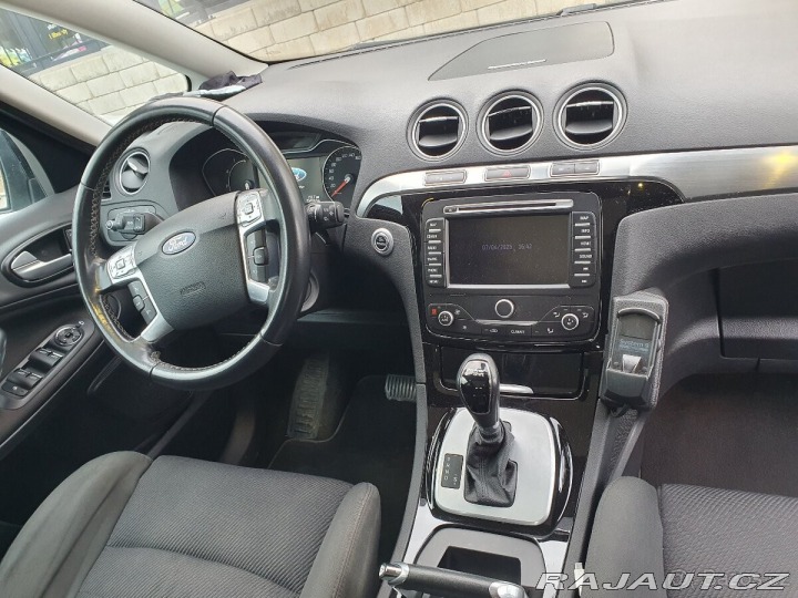 Ford S-MAX Titanium 2012