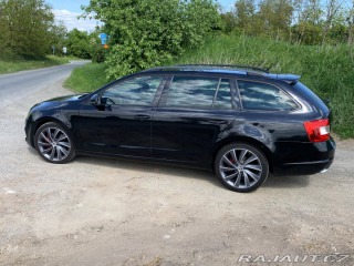 Škoda Octavia 2,0   135kw DSG, ? Velmi 2015
