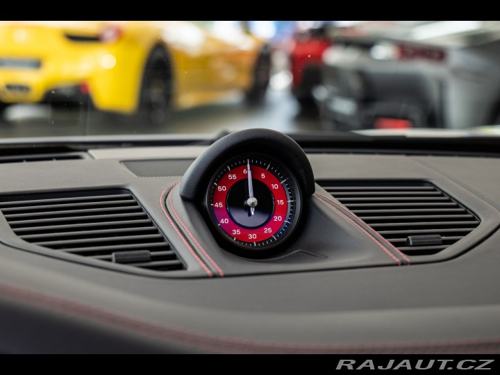 Porsche 911 (992) Carrera 4 GTS 2023