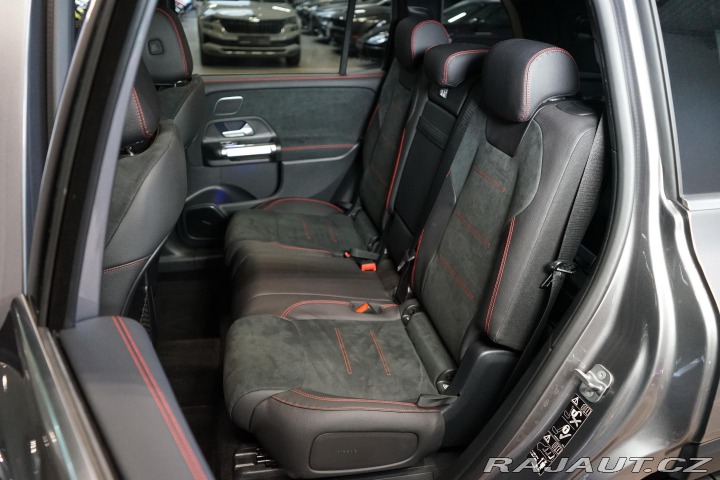 Mercedes-Benz GLB 200d 4M AMG 7-Míst Nez.To 2024