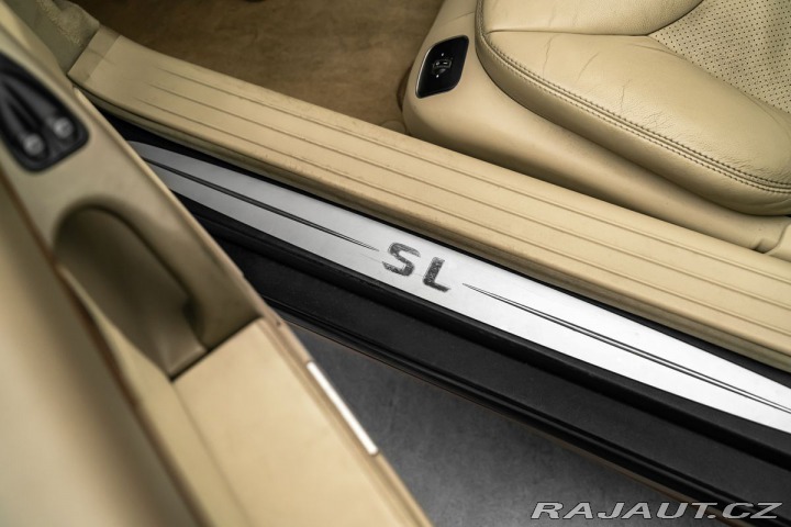 Mercedes-Benz SL Roadster AMG paket CZ 2004