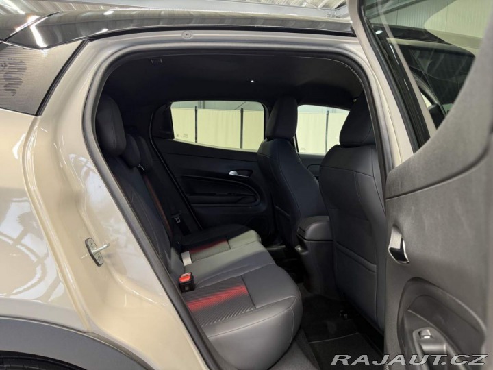 Alfa Romeo Junior Ibrida Speciale 1.2 Turbo 2025