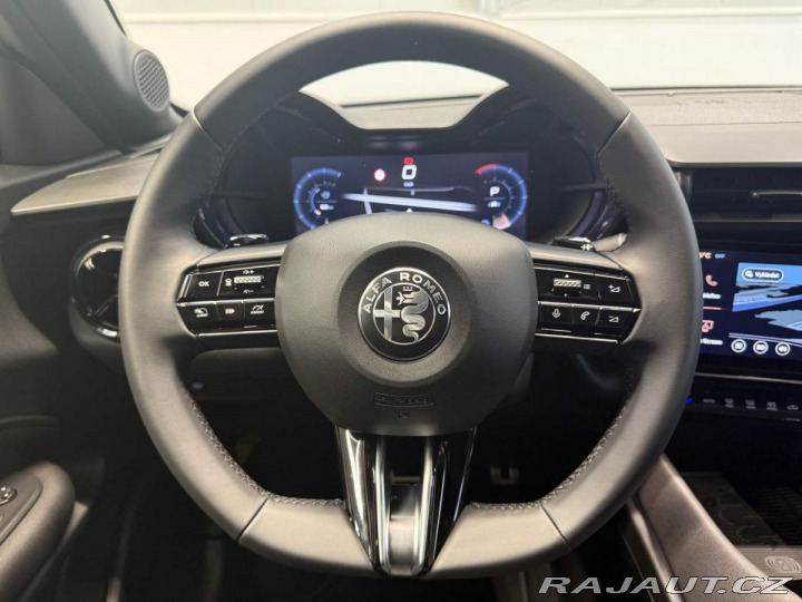 Alfa Romeo Junior Ibrida Speciale 1.2 Turbo 2025