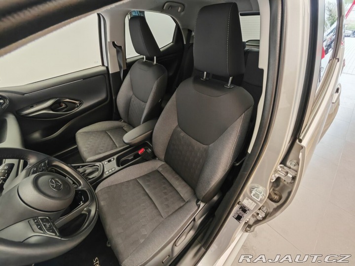 Toyota Yaris 1.5 Hybrid e-CVT Style 2024