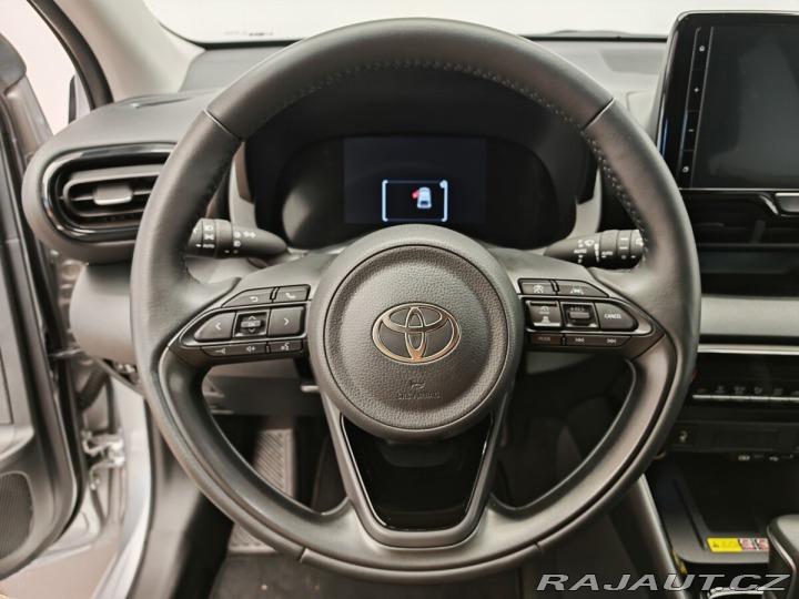 Toyota Yaris 1.5 Hybrid e-CVT Style 2024