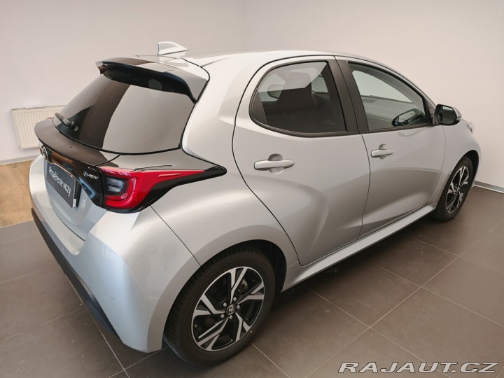 Toyota Yaris 1.5 Hybrid e-CVT Style 2024