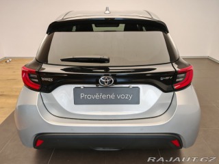 Toyota Yaris 1.5 Hybrid e-CVT Style 2024