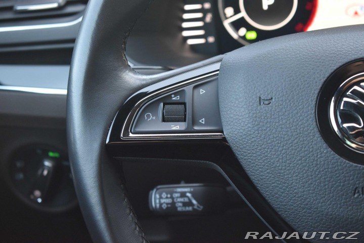 Škoda Superb 1.5 TSI L&K*TAŽNÉ*DSG 2020