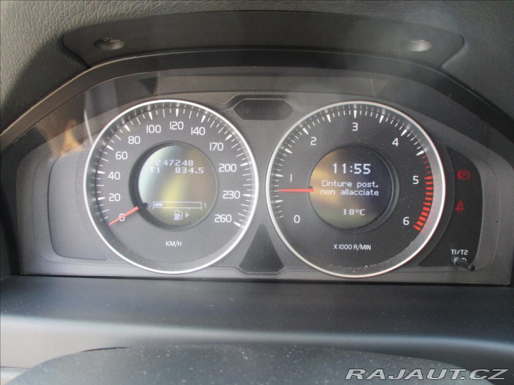 Volvo XC70 2,4 d 120KW Kinetic AWD b 2012