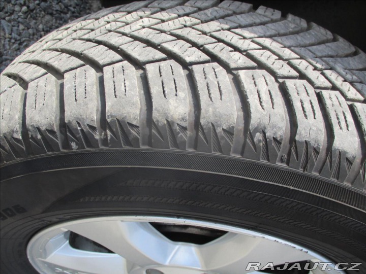 Volvo XC70 2,4 d 120KW Kinetic AWD b 2012