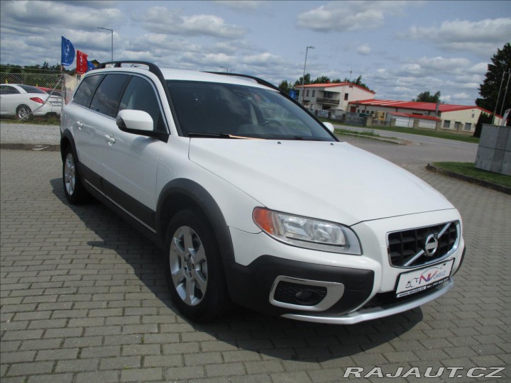 Volvo XC70 2,4 d 120KW Kinetic AWD b 2012