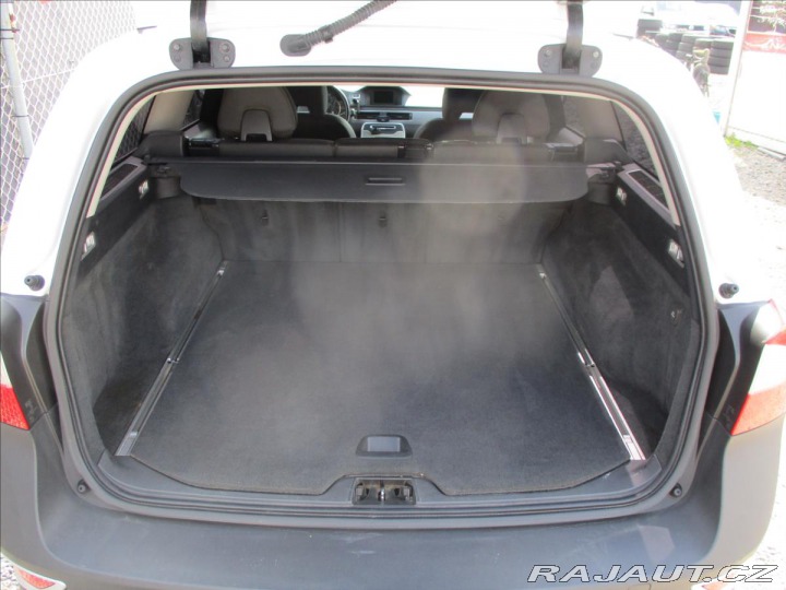 Volvo XC70 2,4 d 120KW Kinetic AWD b 2012