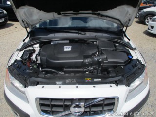 Volvo XC70 2,4 d 120KW Kinetic AWD b 2012