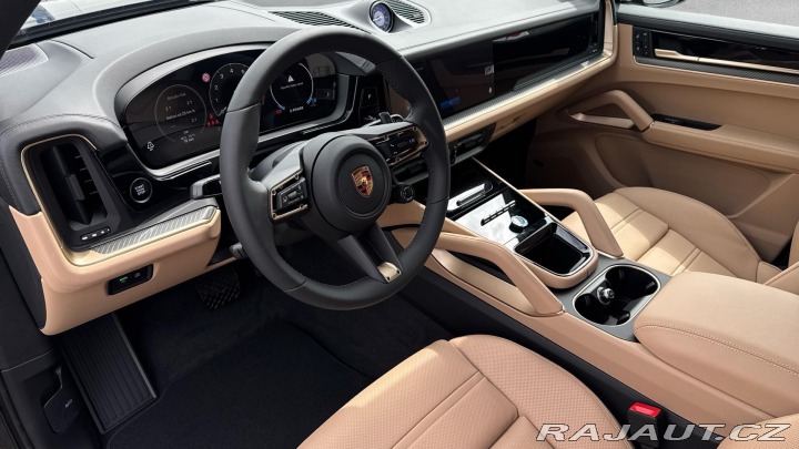 Porsche Cayenne E-Hybrid 2025