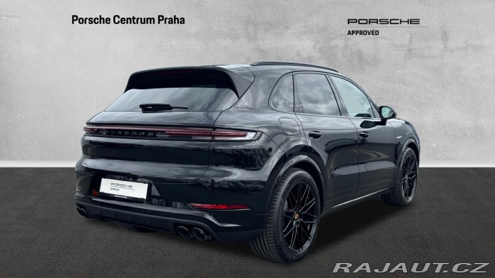 Porsche Cayenne E-Hybrid 2025