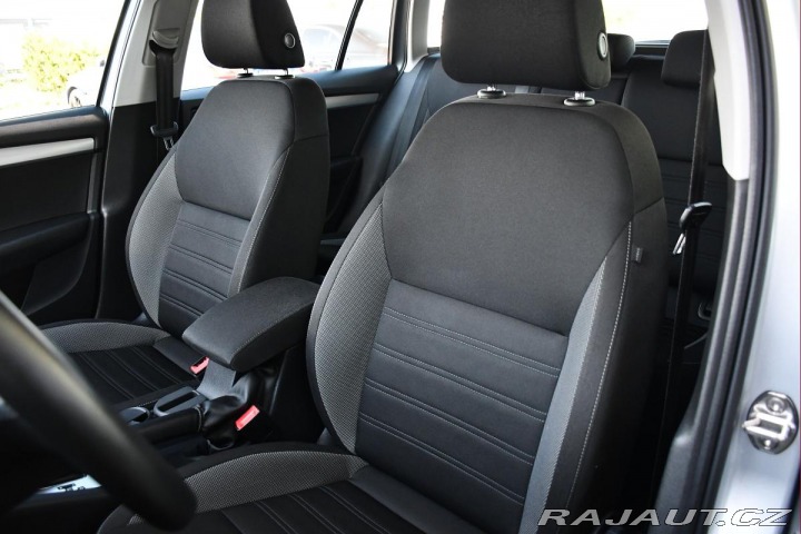 Škoda Octavia 1,6TDI DSG NAVI CARPLAY 2019