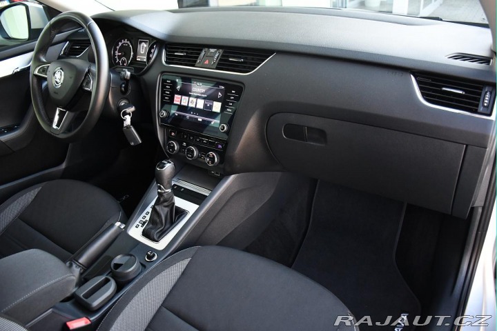 Škoda Octavia 1,6TDI DSG NAVI CARPLAY 2019