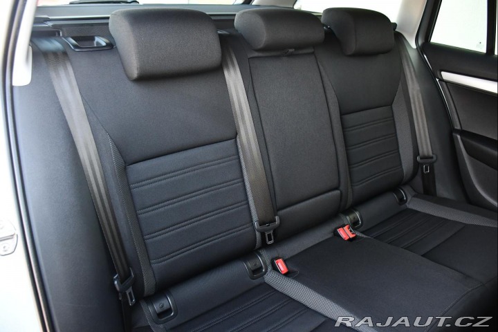 Škoda Octavia 1,6TDI DSG NAVI CARPLAY 2019