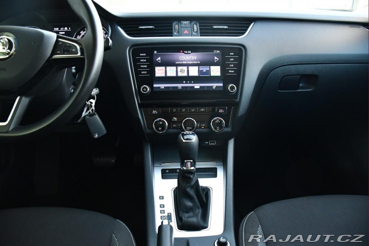 Škoda Octavia 1,6TDI DSG NAVI CARPLAY 2019