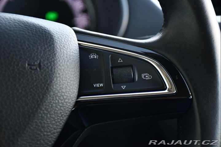 Škoda Octavia 1,6TDI DSG NAVI CARPLAY 2019